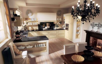 NEWPORT CHERRY CREAM