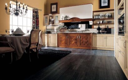 VERSAILLES WALNUT AND LACQUERED