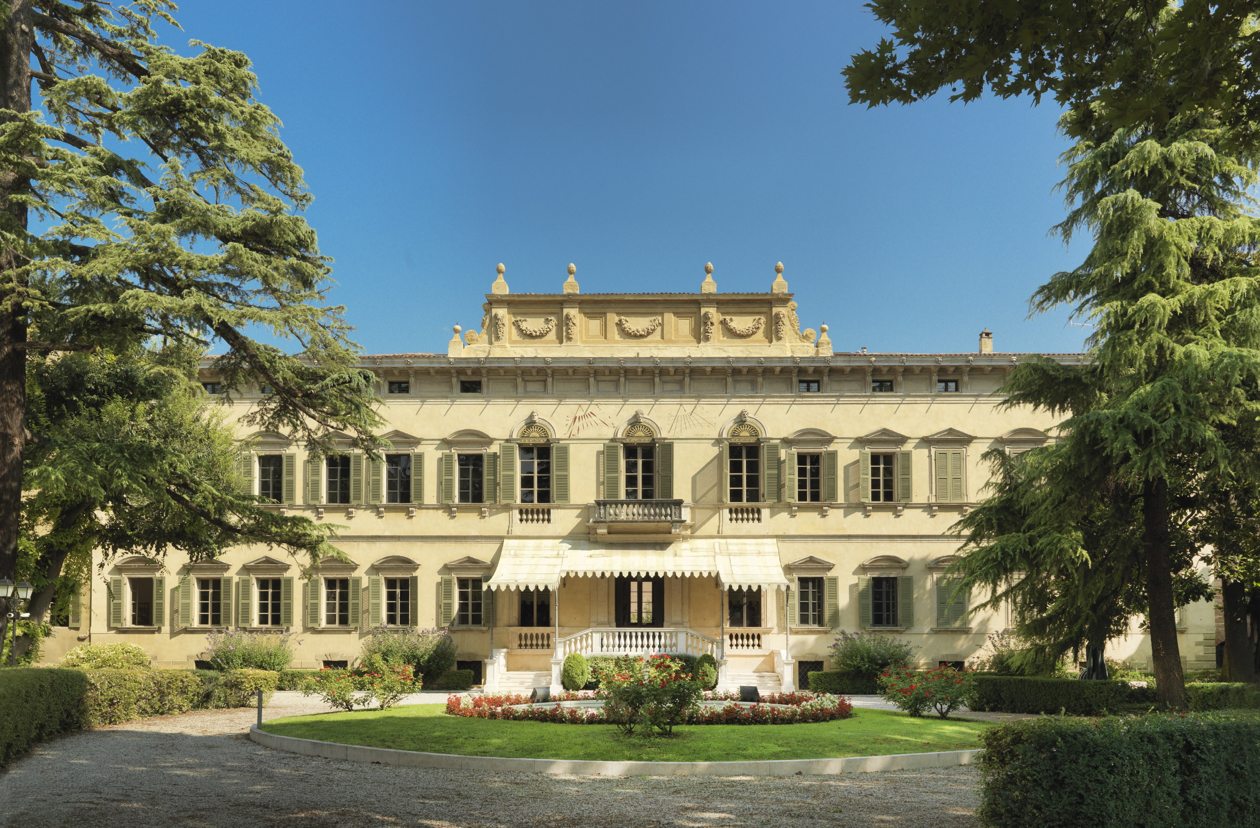 Showroom Martini Verona in villa storica a Verona